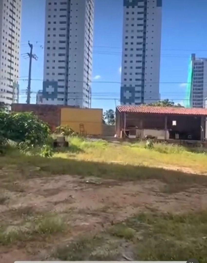 Terreno à venda a aproximadamente 700m da praia do Bessa - TE0012