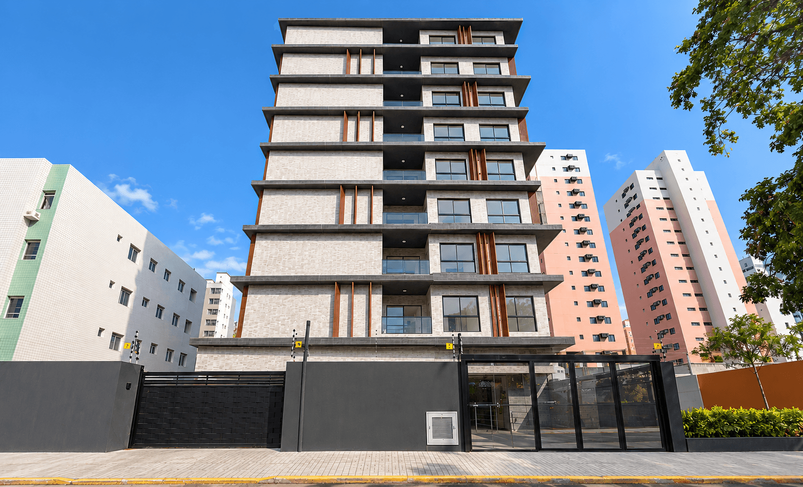 Apartamento de 93m², 3 quartos com suíte, vista mar, piscina e 2 vagas em Manaíra, João Pessoa
