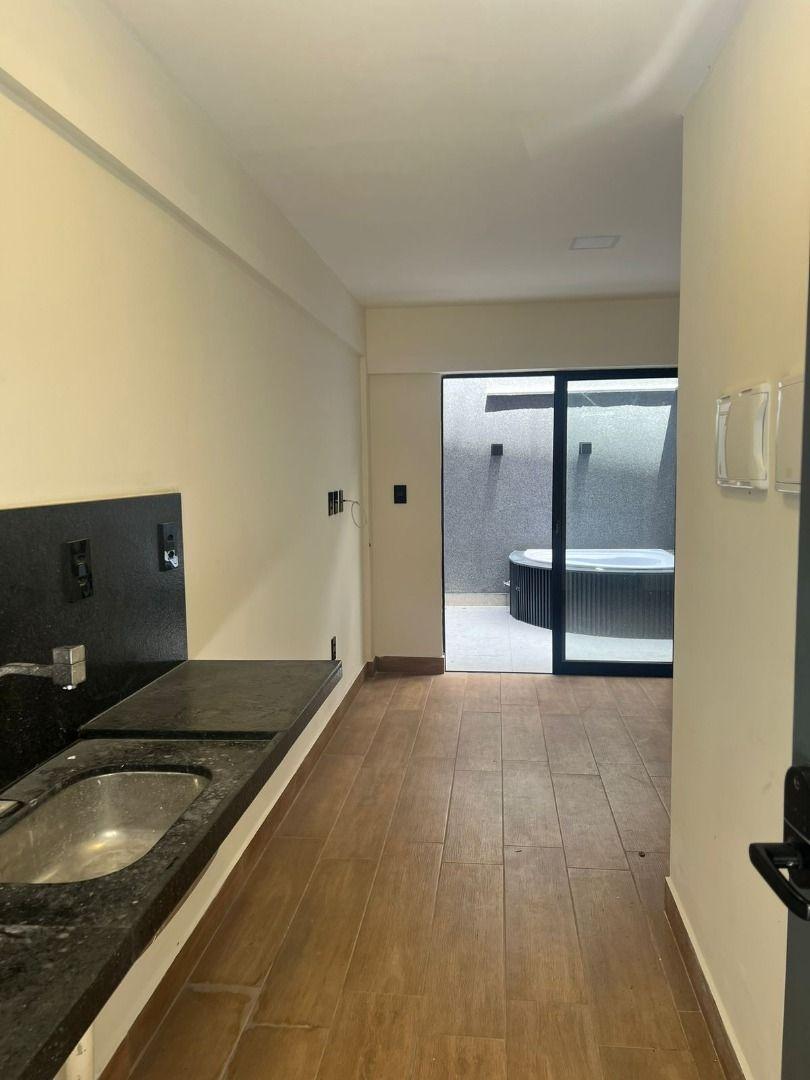 Garden com Jacuzzi Privativa, Espaço Gourmet e Localização Privilegiada no Cabo Branco em Cabo Branco, João Pessoa