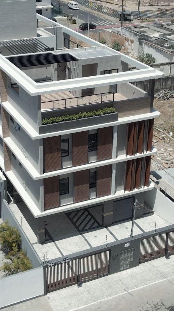 Apartamento com 3 dormitórios à venda, 68 m² por R$ 630.000,00 - Cabo Branco - João Pessoa/PB