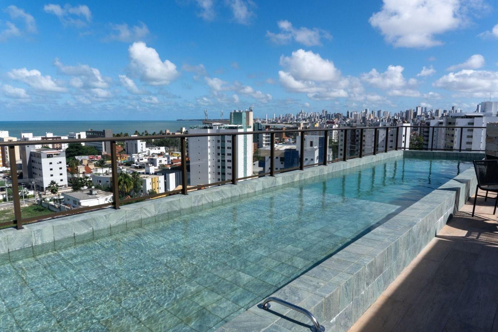 Apartamentos com área de lazer com vista definitiva para o mar da praia do Bessa - AP1925