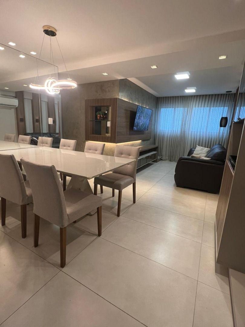 Apartamento mobiliado de 2 quartos com suíte, 80 m², no Altiplano Cabo Branco, João Pessoa, por R$ 820.000